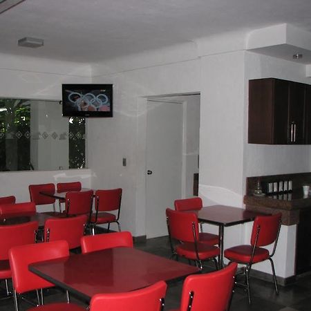 Hotel Y Suites Plaza Manzanillo Exterior foto